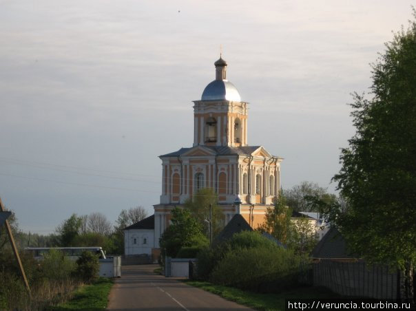 Колокольня, вход со стороны ул. Монастырской Великий Новгород, Россия