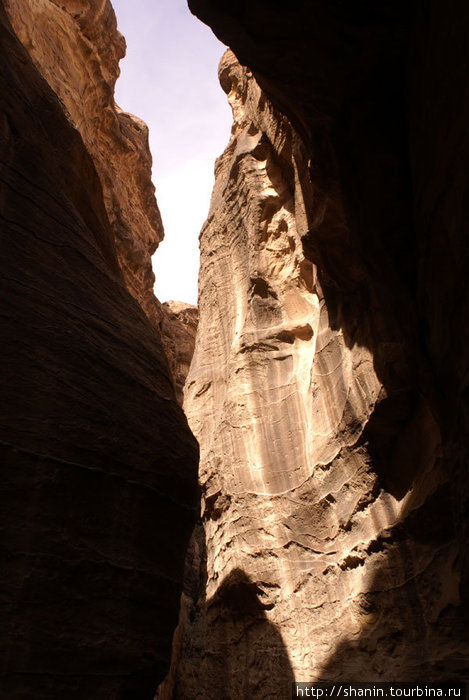 Узкое ущелье Петра, Иордания