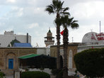 Многочисленные мечети