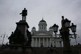 памятник Александру II и Кафедральный собор