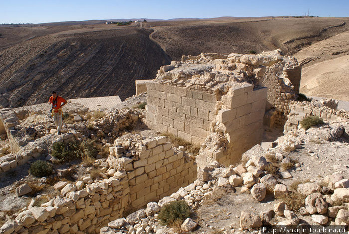 На руинах замка Монт Реалис Шобак, Иордания