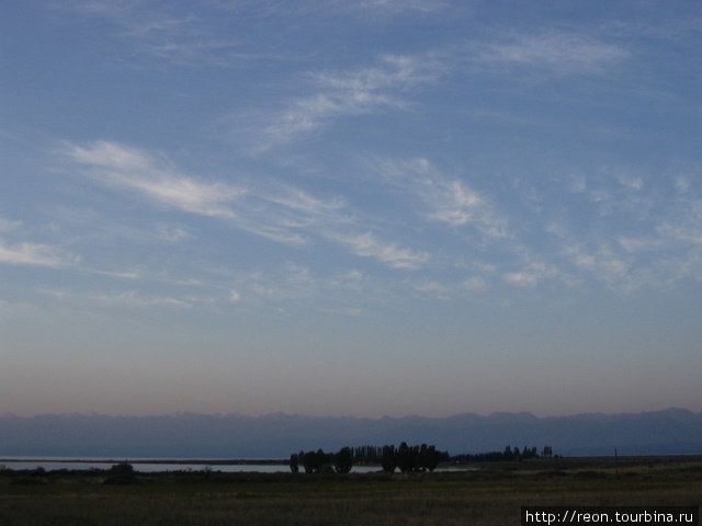 Утро на Иссык-Куле Иссык-Кульская область, Киргизия