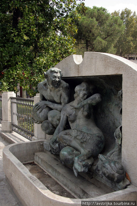 фонтан в Болонье Болонья, Италия