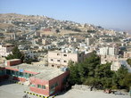 Вид на Вади-Муса из окна нашей гостиницы