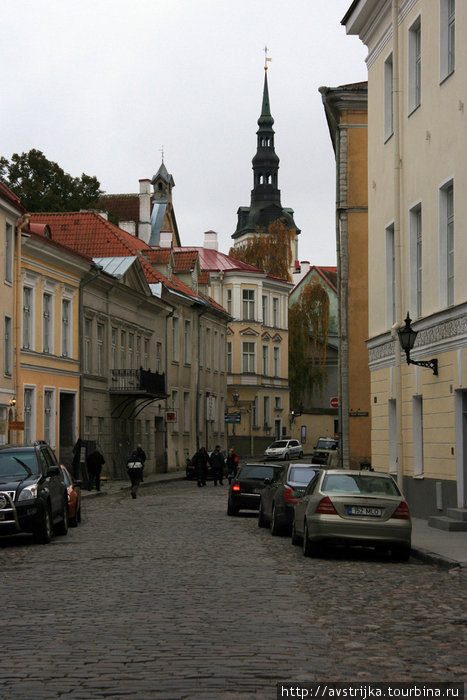 дорога к церкви Нигулисте Таллин, Эстония