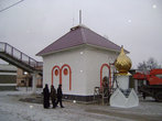 9 декабря был воздвигнут купол на православной часовне, построенной на станции Муром-1 во имя святителя Николая Чудотворца — покровителя странствующих.