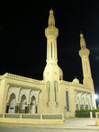Новая мечеть на центральной улице Гадамеса.