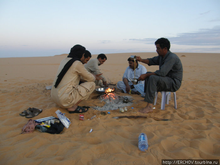Ливийское чаепитие Ливия