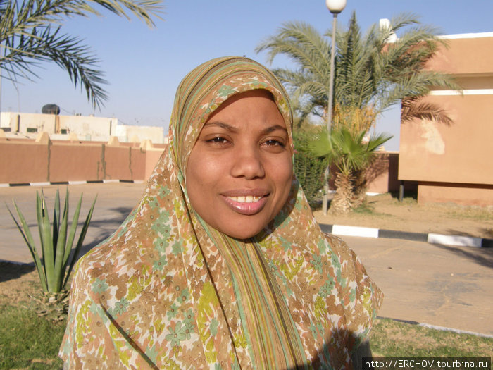 Женское лицо Ливии Ливия