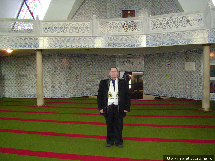 Духовная Уфа.
Мечеть Ляля-Тюльпан вмещает более 1000 верующих Уфа, Россия