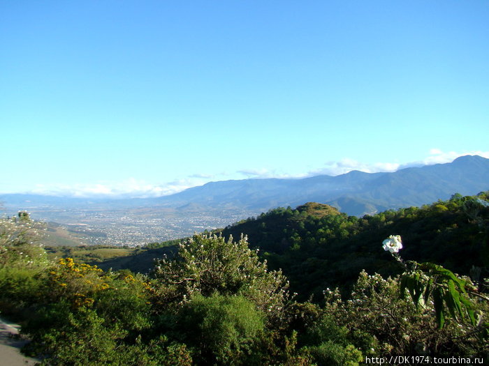 местность вокруг Монте-Альбана Штат Оахака, Мексика