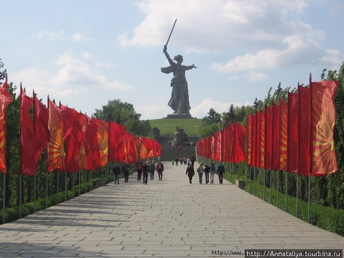 А самый главный мемориал — это, конечно, Мамаев Курган. Волгоград, Россия