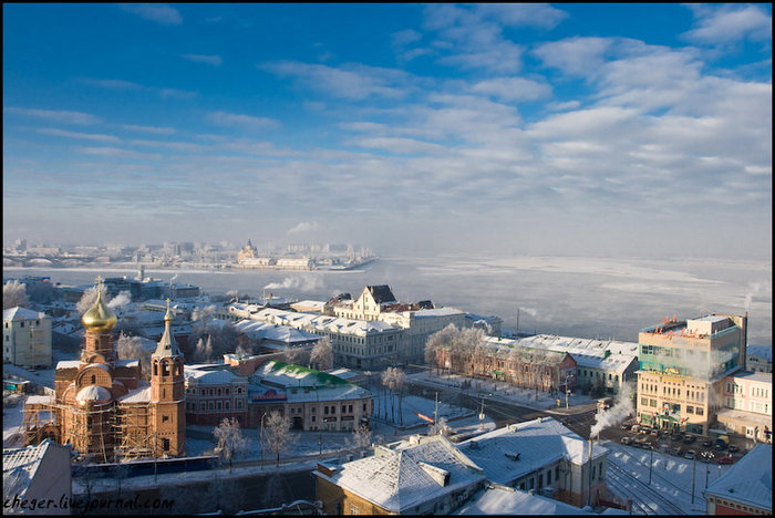 Вид на Стрелку с так называемой Аллеи Любви Нижний Новгород, Россия