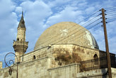 Купол мечети и минарет