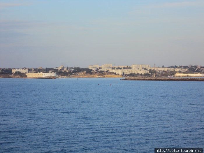 Даже в октябре в Черном море можно купаться Область Севастополь, Россия