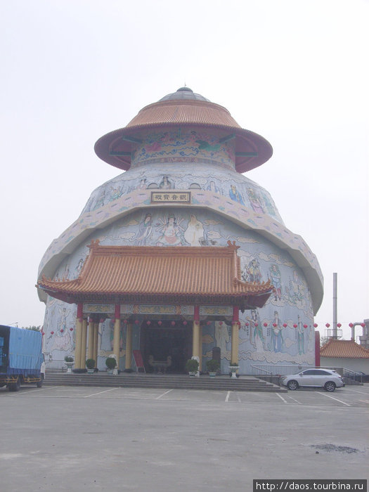 Храм Гуаньинь уникальной формы