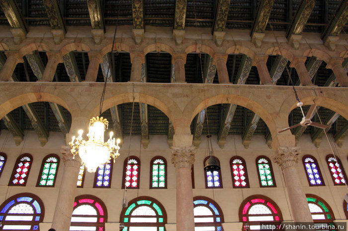 Окна в мечети Омейядов Дамаск, Сирия