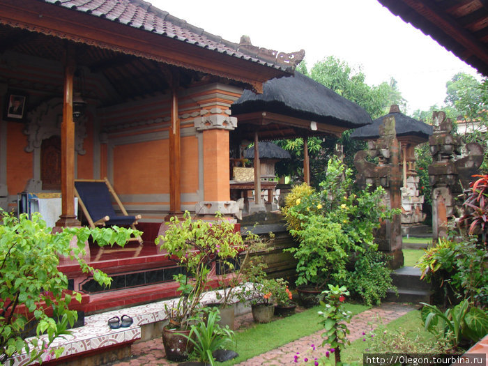 Внутрений двор и бунгало Убуд, Индонезия