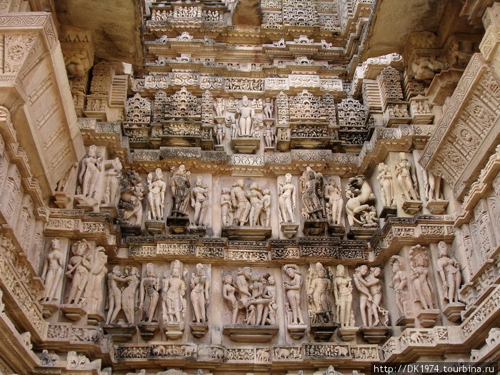 Храмы любви или камасутра в камне Каджурахо, Индия