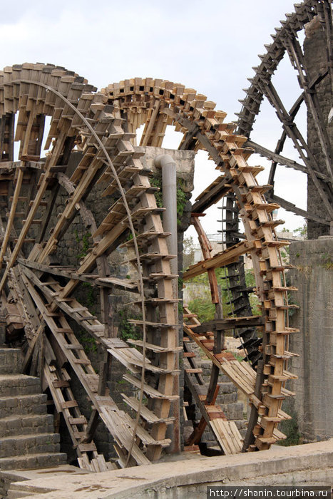 Гигантские деревянные колеса Хама, Сирия
