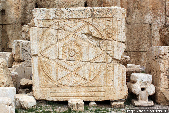 Мраморная плита Баальбек (древний город), Ливан