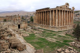 Храм Бахуса и руины храма Юпитера