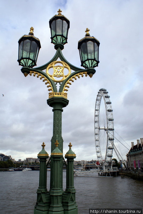 Фонарь и колесо обозрения Лондон, Великобритания