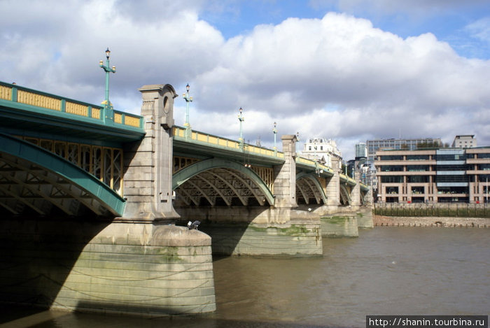 Мост на Темзе Лондон, Великобритания
