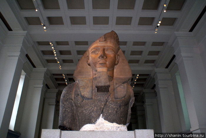 В Египетском зале Британского музея Лондон, Великобритания