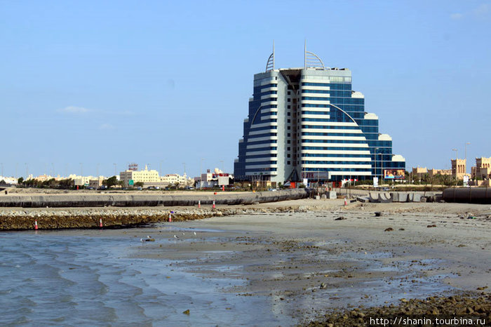 Отель на берегу моря Манама, Бахрейн