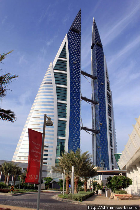 Башня-небоскреб Парус Манама, Бахрейн