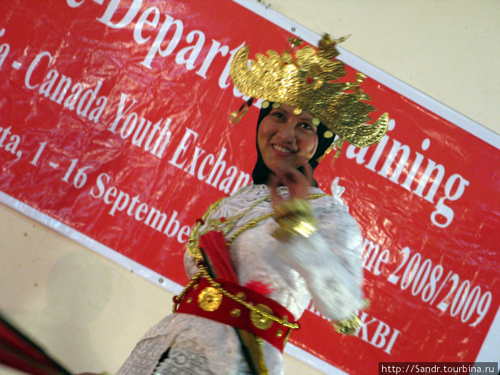 Традиционные танцы Индонезии Индонезия