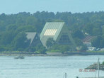 Купол над Фрамом и рядом поменьше, для выставки норвежских лодок