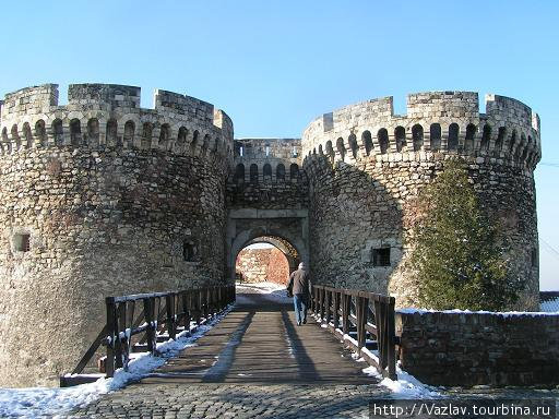 Два башни Белград, Сербия