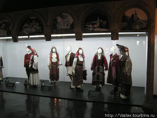 Образцы национальных костюмов Белград, Сербия