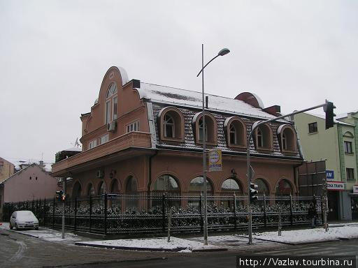 Нестандартный дом Нови-Сад, Сербия