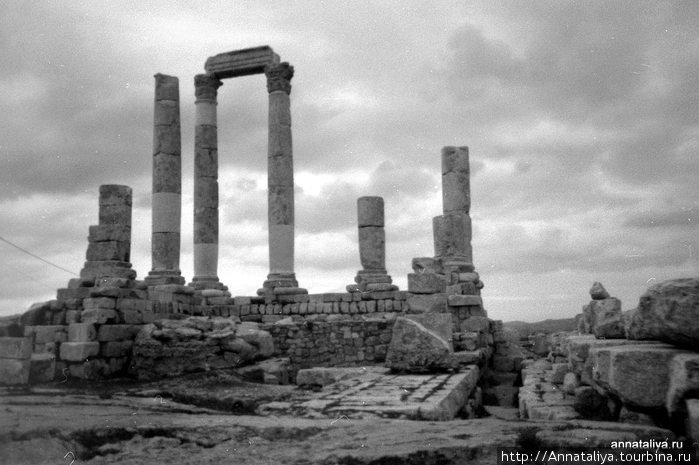 Остатки греко-римского храма Амман, Иордания