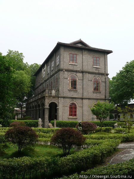Здания женской школы в Тунли Уцзян, Китай