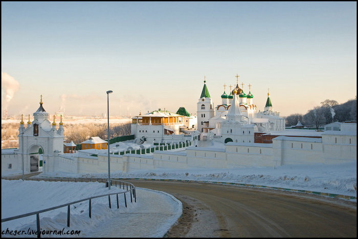 Общий вид на монастырь Нижний Новгород, Россия
