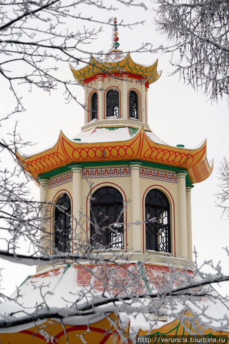 Крыша Китайской деревни Пушкин, Россия