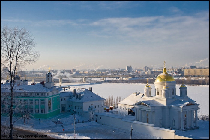 Главный собор Благовещенского монастыря когда то был зданием планетария Нижний Новгород, Россия