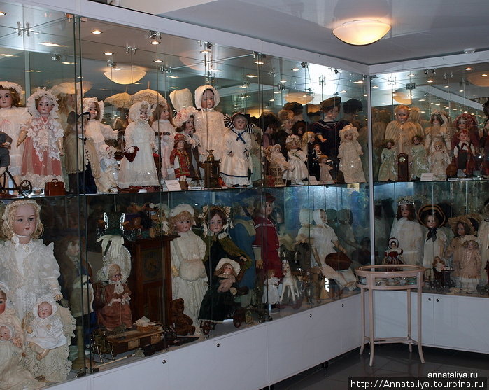 Музей уникальных кукол ул покровка. Музей уникальных кукол на Покровке. Музей уникальных кукол в Москве.