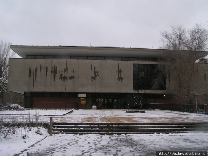 Новый корпус музея Нови-Сад, Сербия