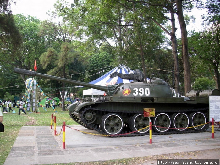 Наш советский танк. Хошимин, Вьетнам