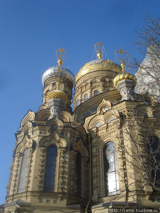 Прогулка вдоль реки Санкт-Петербург, Россия