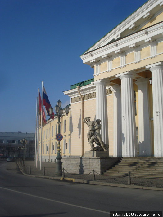 Прогулка вдоль реки Санкт-Петербург, Россия