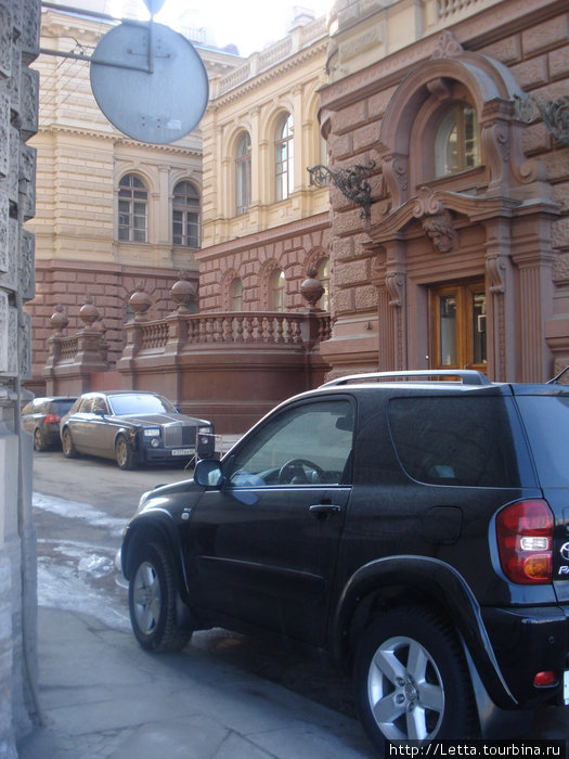 Прогулка вдоль реки Санкт-Петербург, Россия