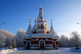 Храм был сооружен в начале 20 века по проекту видного мастера русского стиля А. И. фон Гогена.