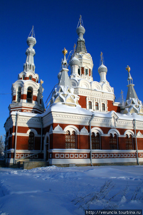 Никольский собор (немножко криво, знаю, но дальше сугробы по колено) Павловск, Россия
