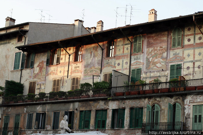 фрески на закате Верона, Италия